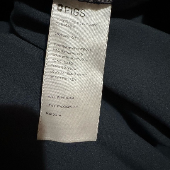 Figs Rafaela Oversized Top - Picture 3 of 3